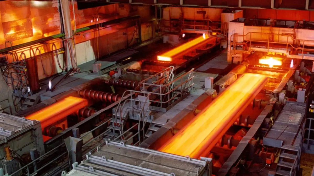 مشکل تامین مواد اولیه کارخانه‌های فولاد حل می‌شود