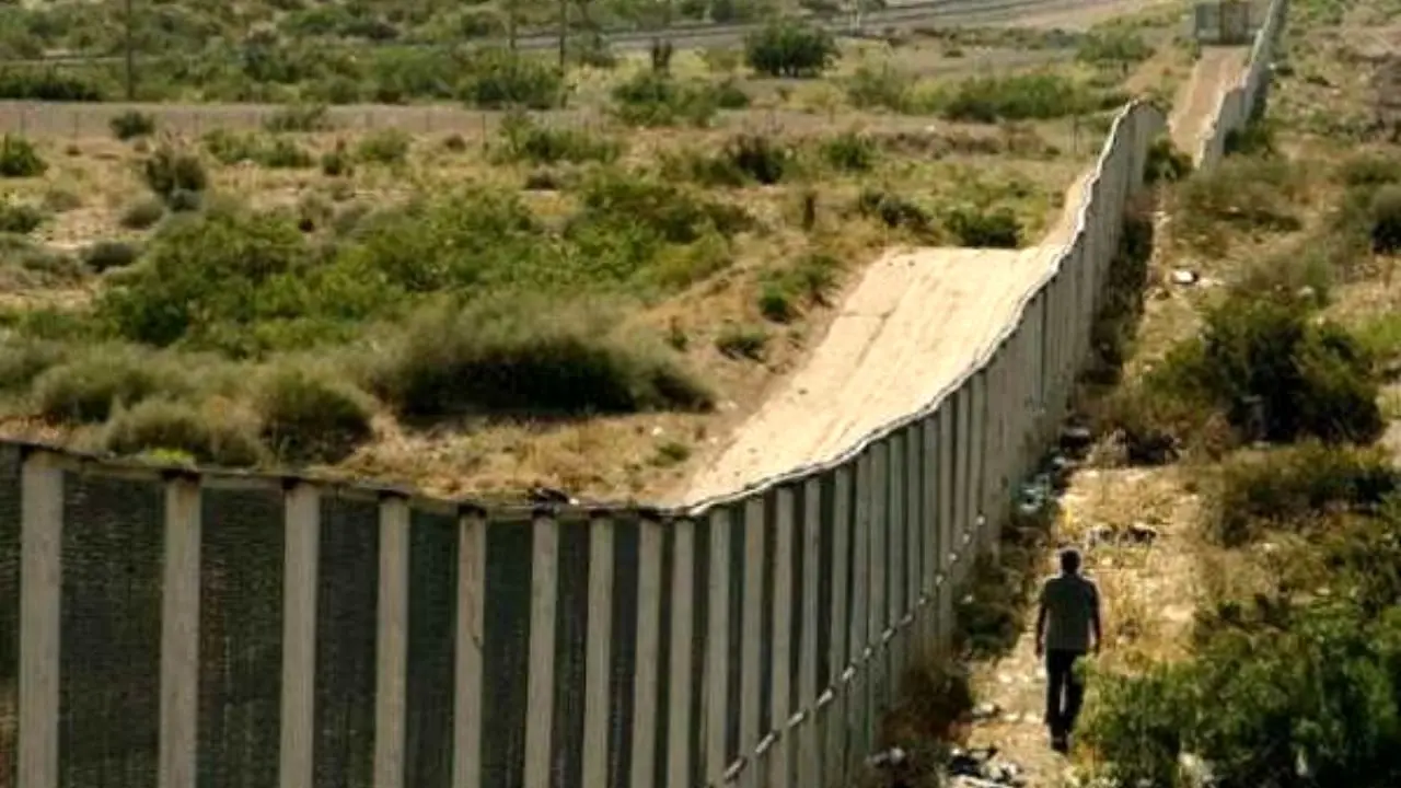دستور  ترامپ برای استقرار  نیروهای گارد ملی آمریکا در مرز مکزیک