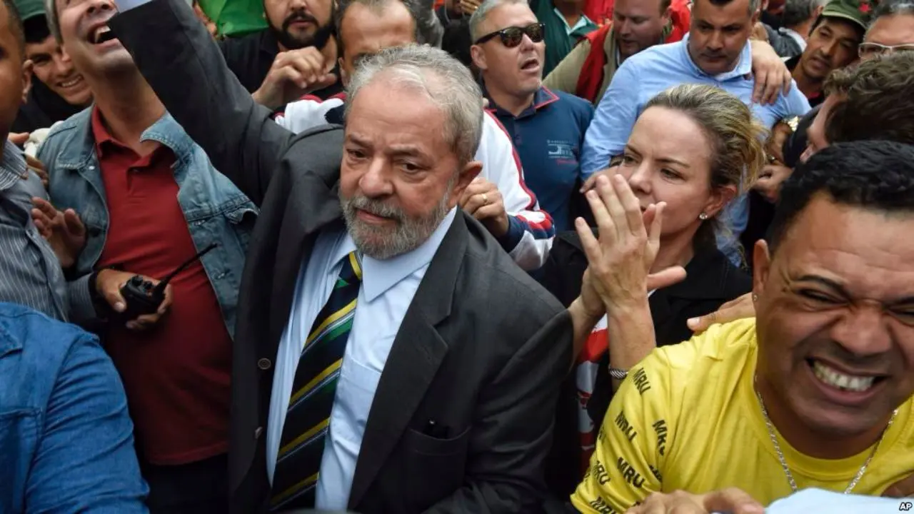 رئیس‌جمهور برزیل حکم بازداشت خود را پذیرفت