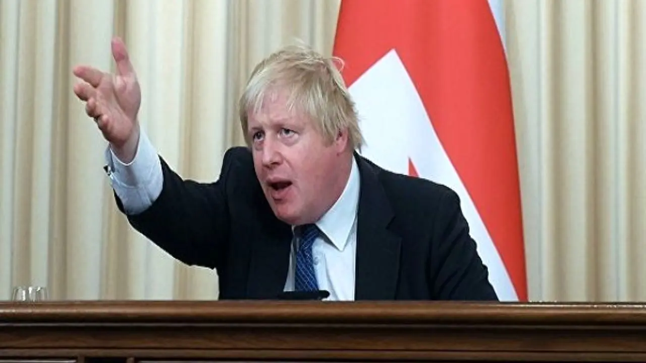 «جانسون» رهبر حزب مخالف انگلیس را «احمق مفید به حال کرملین» خواند