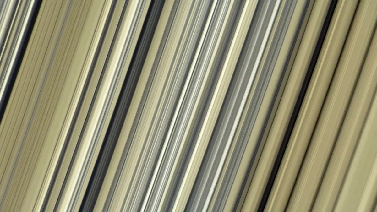 عکس روز ناسا، حلقه‌های زحل
