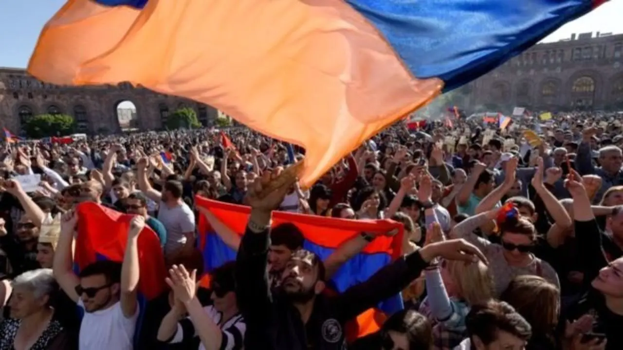 آمادگی حزب حاکم ارمنستان برای مذاکره بدون پیش‌شرط با مخالفان