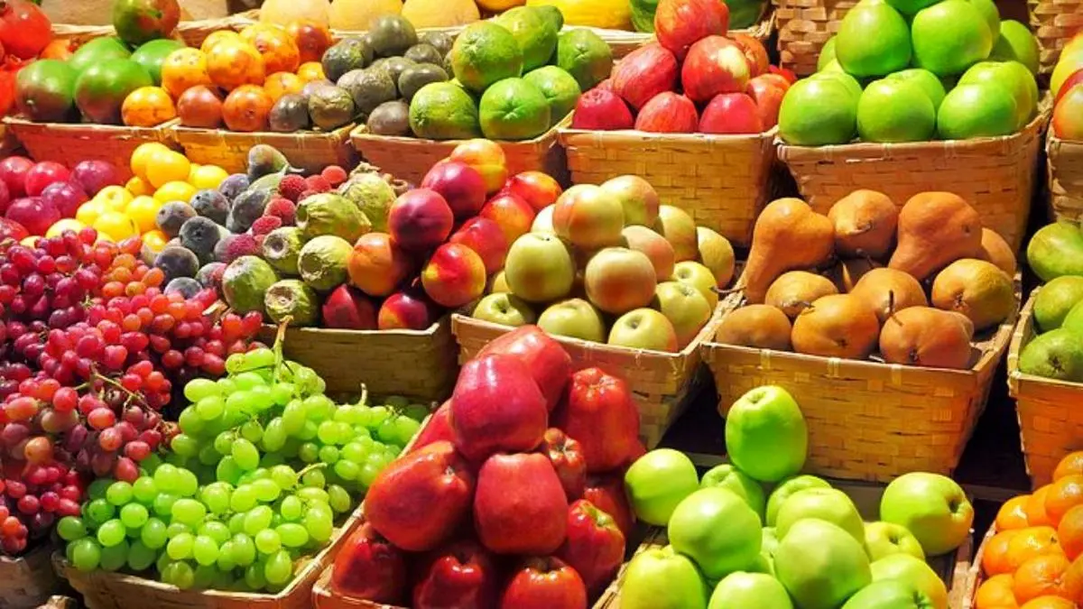 قیمت میوه کاهش یافت
