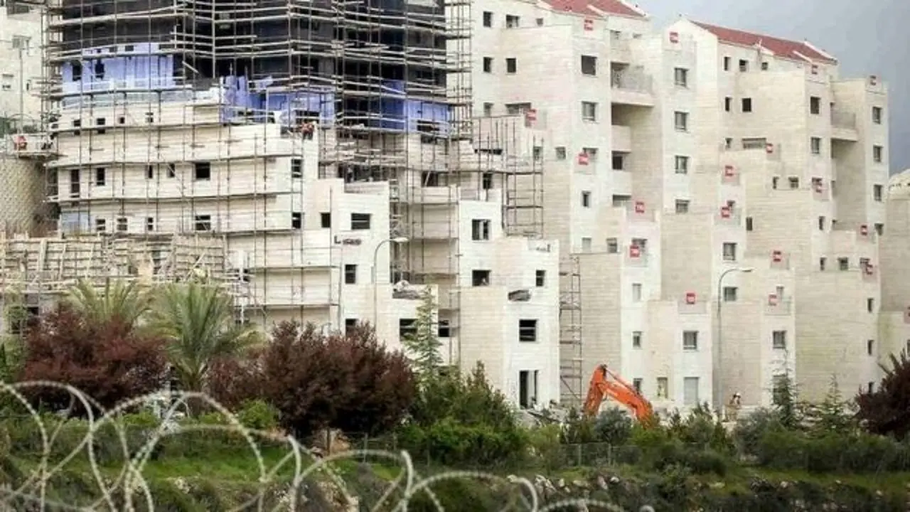 موافقت رژیم صهیونیستی با احداث 2500 واحد مسکونی برای شهروندان اسرائیلی در کرانه باختری