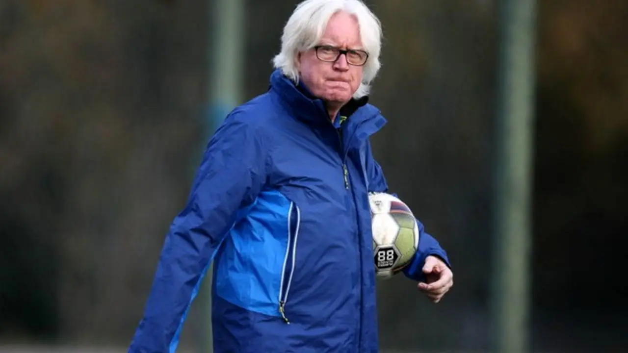 شفر ایران را ترک کرد