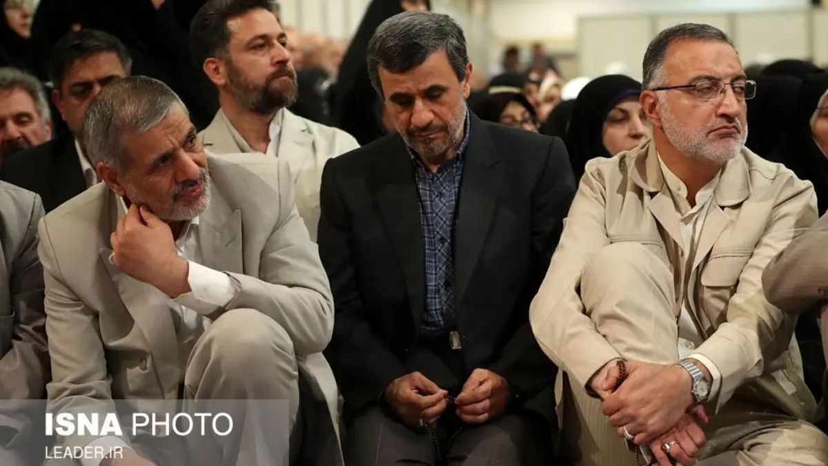 تنهایی احمدی‌نژاد به روایت یک شاهد عینی در افطاری رهبری