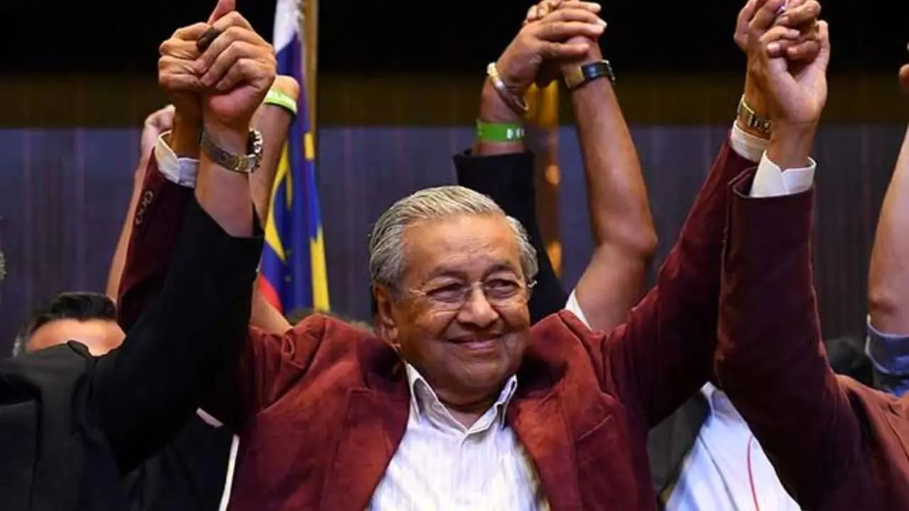 ائتلاف ماهاتیر محمد در انتخابات سراسری مالزی پیروز شد