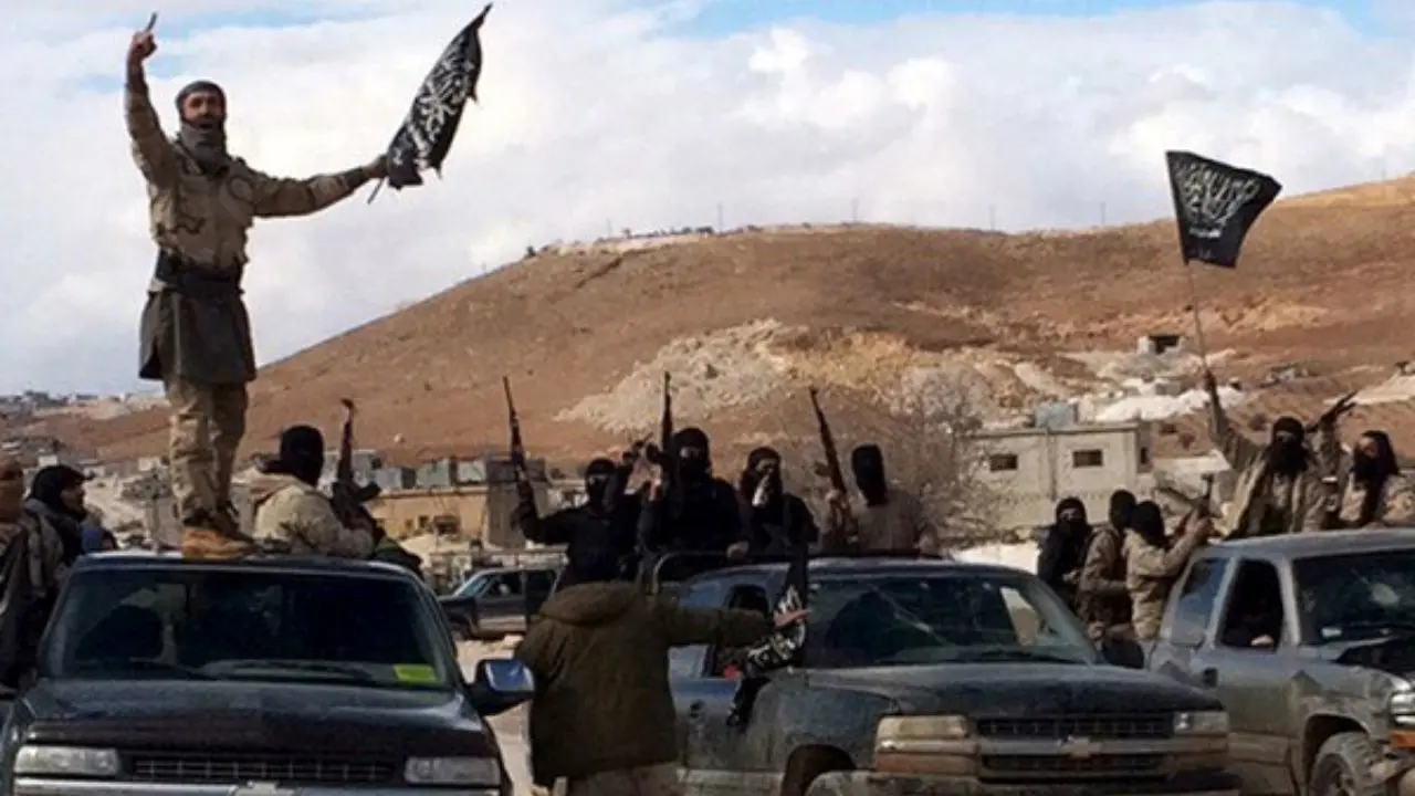 حمله داعش به پایگاه نظامی ارتش عراق
