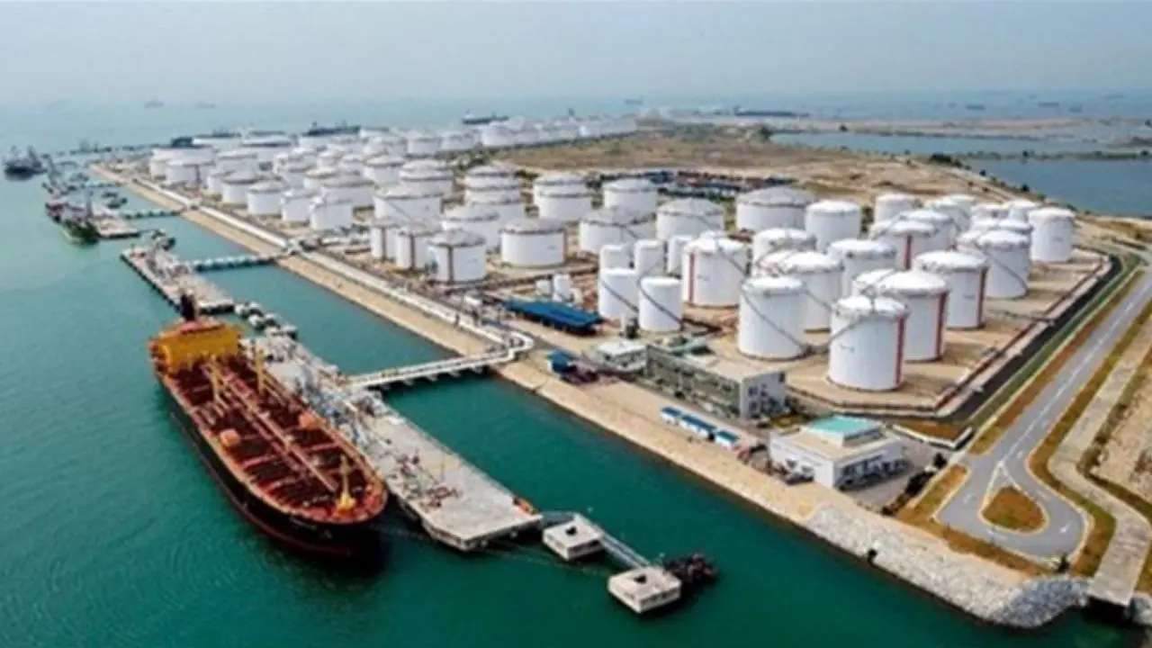 صادرات روزانه 2.7 میلیون بشکه نفت و میعانات گازی