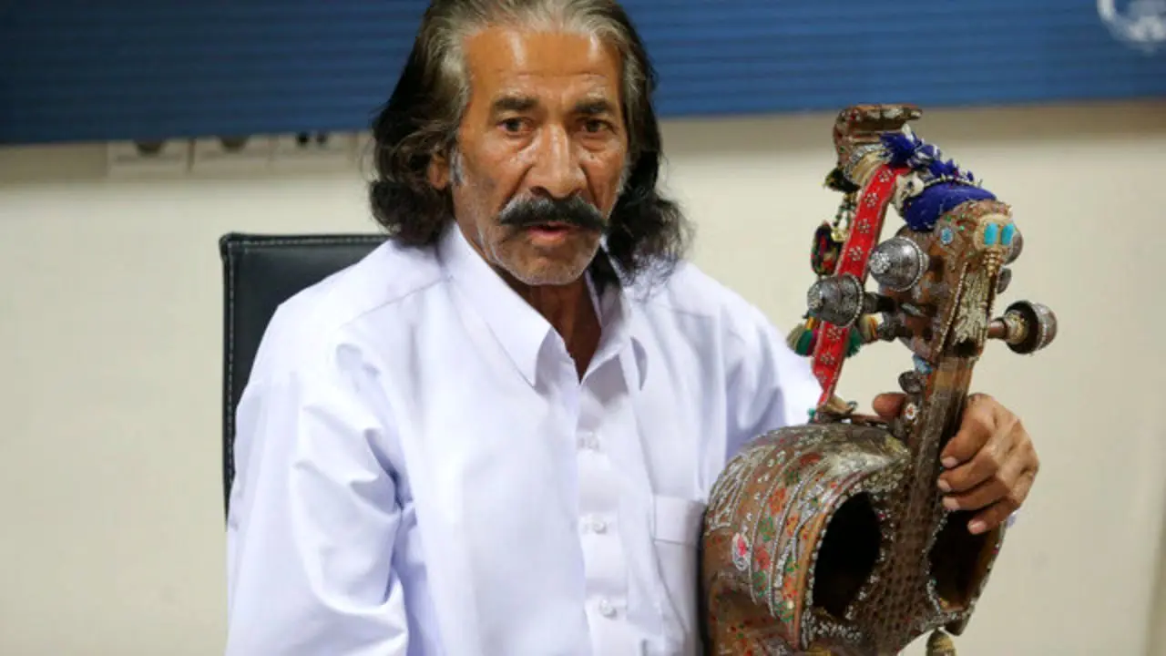 پیشکسوت موسیقی بلوچستان در بیمارستان بستری شد