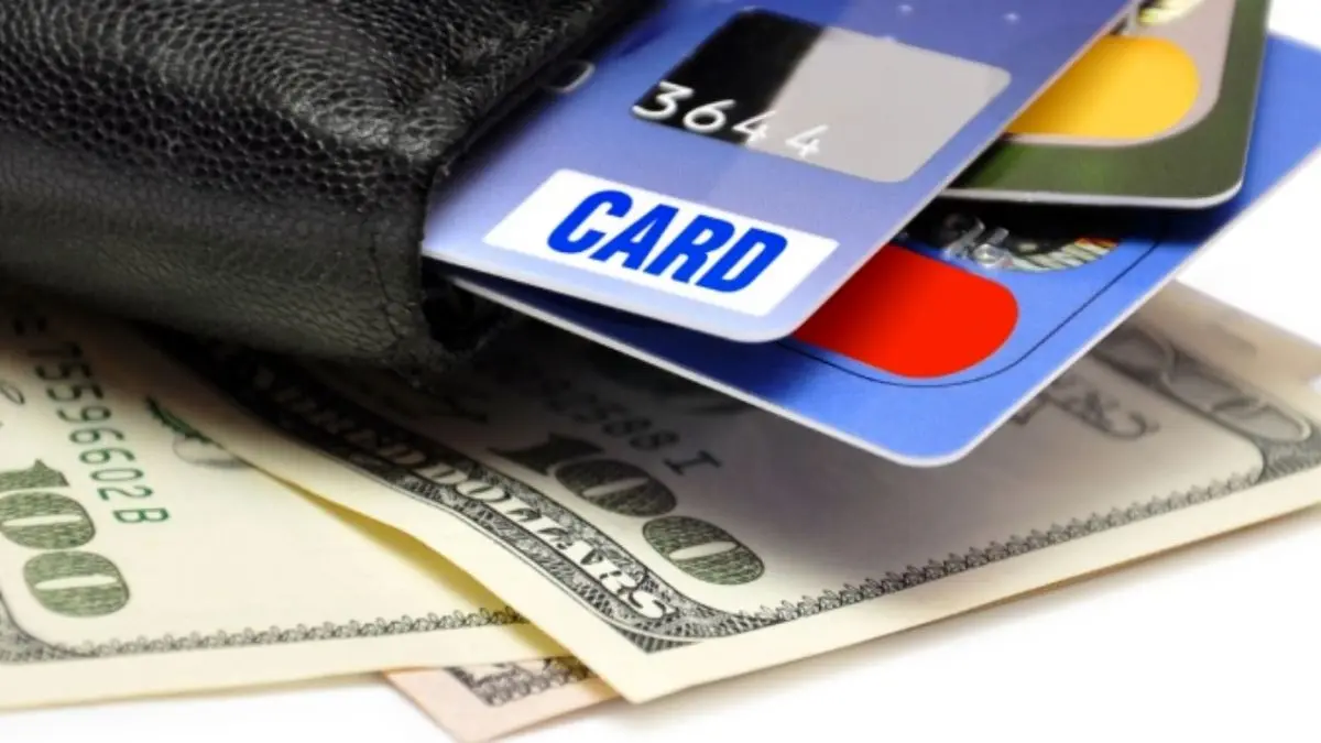 کارت اعتباری محبوب‌تر از پول نقد است