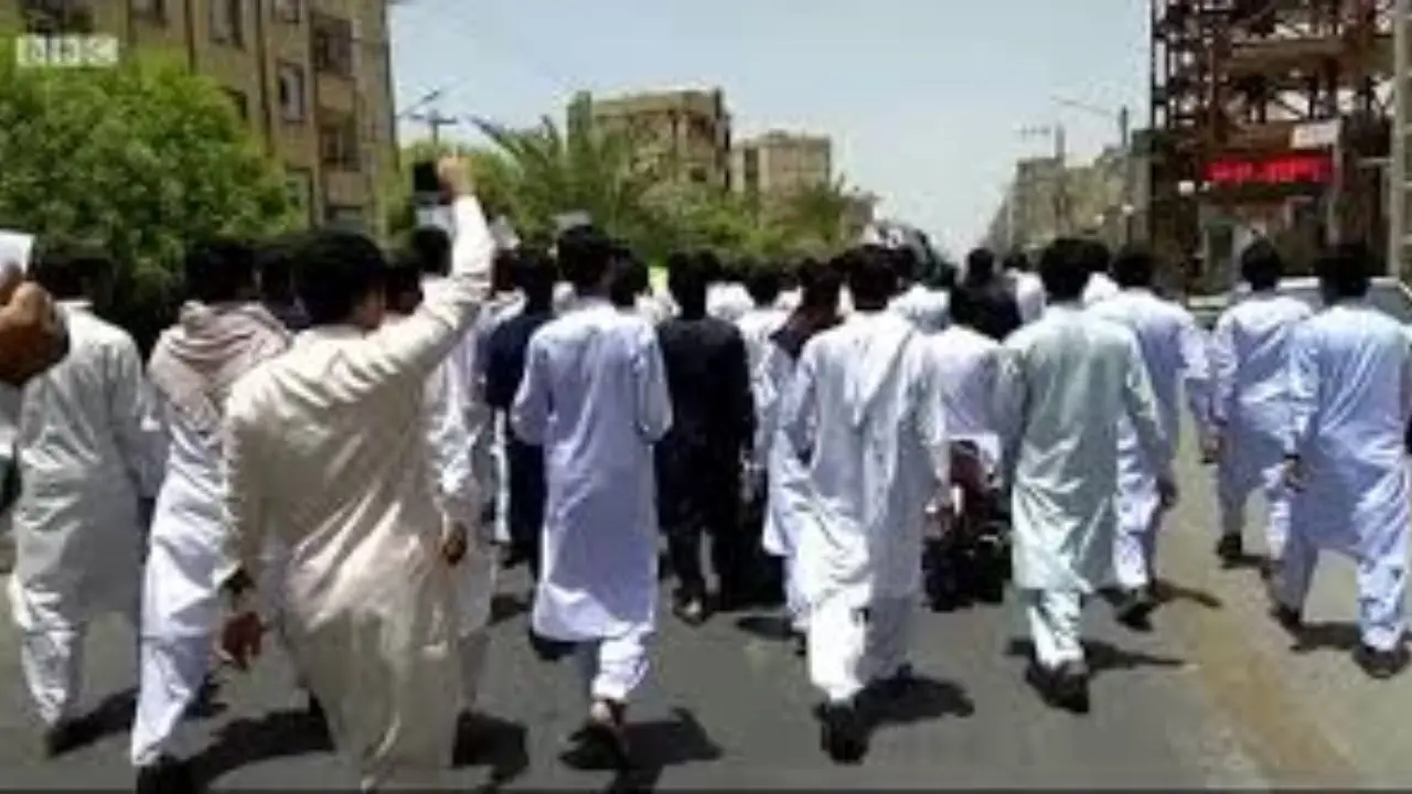 هیچ‌کس حق تجمع در ایرانشهر را ندارد