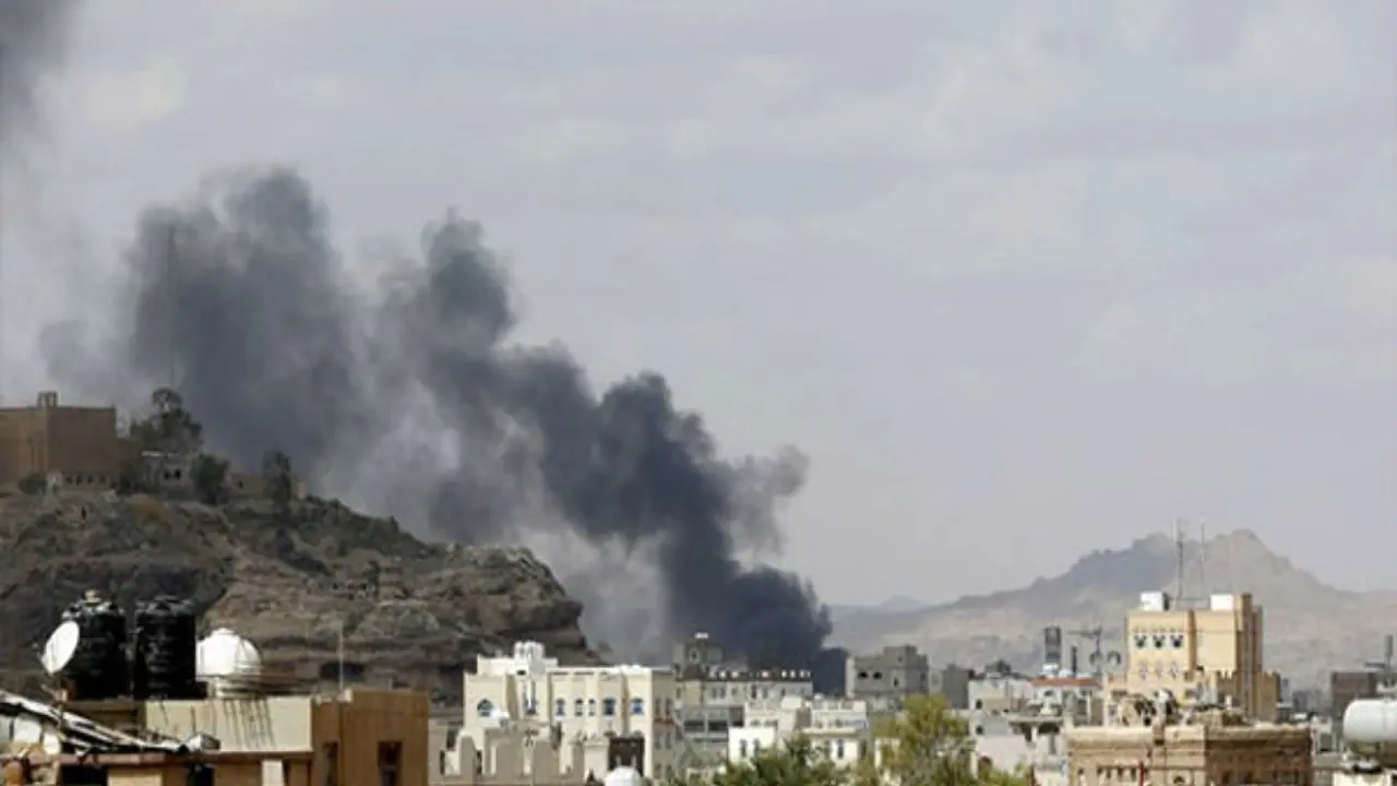 رژیم سعودی «الحدیده» را هدف حملات موشکی و توپخانه‌ای قرار داد