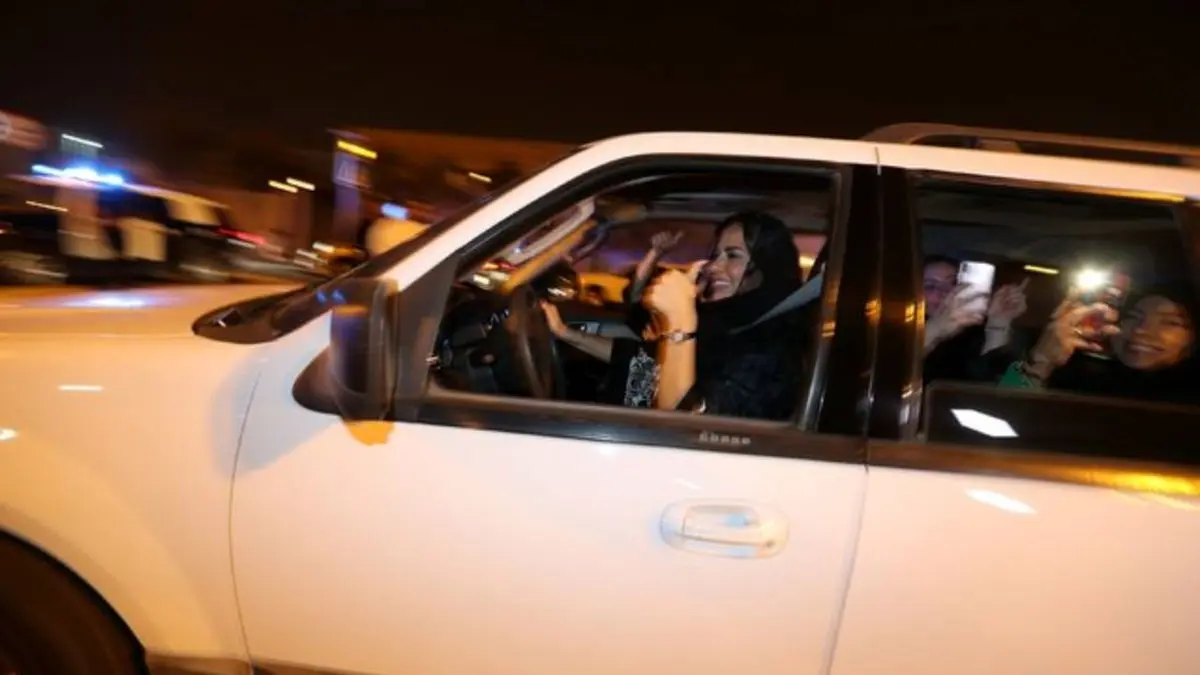 لغو شدن ممنوعیت رانندگی بانوان عربستان