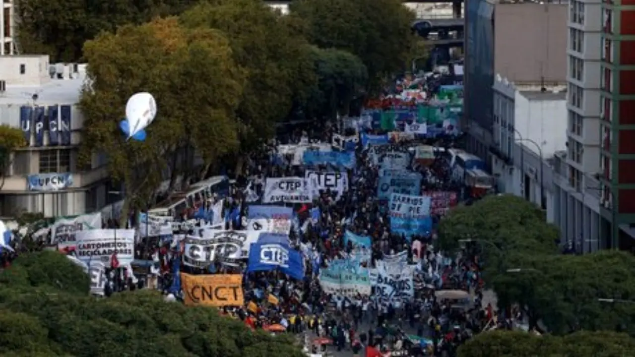 هشدار اتحادیه‌های مشاغل آرژانتین به اعتصاب سراسری