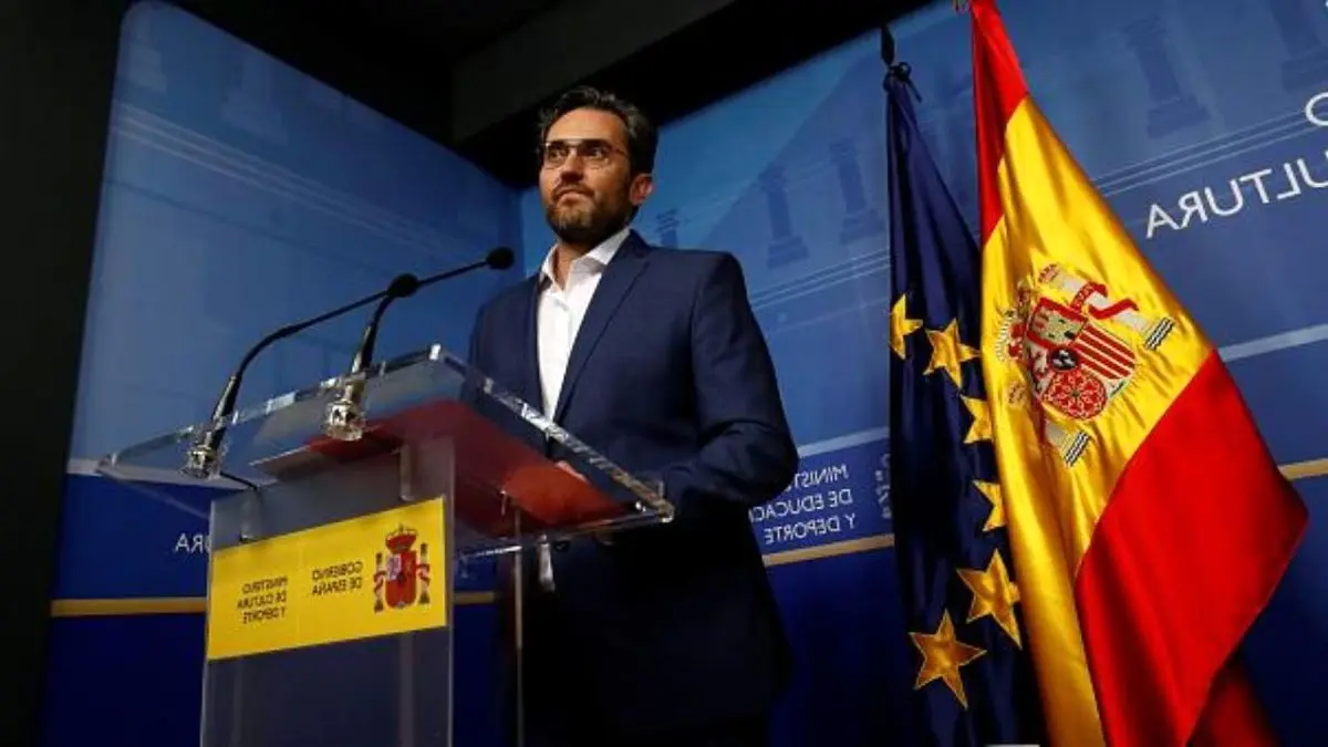 وزیر فرهنگ دولت اسپانیا استعفا داد