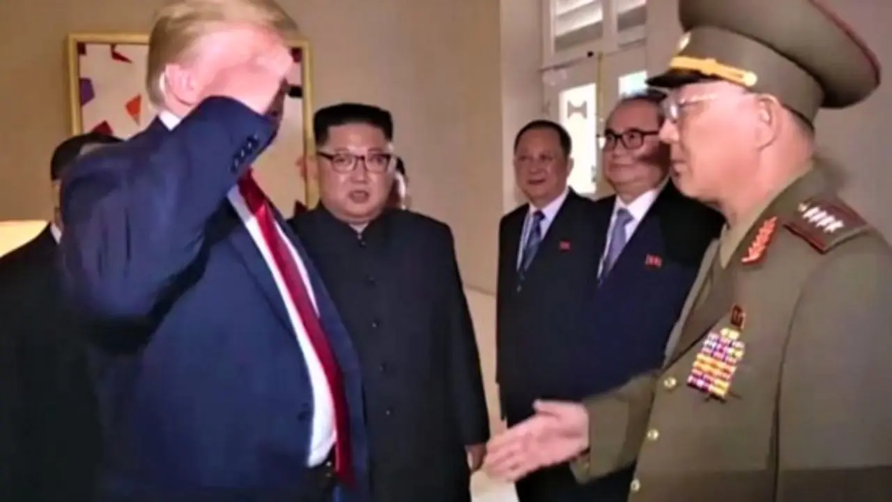 جنجالی شدن سلام نظامی ترامپ به ژنرال کره شمالی