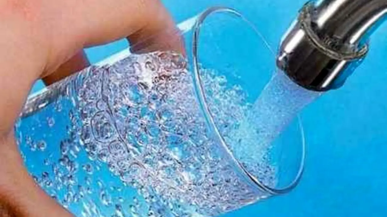 میزان مصرف آب شرب در سطح روستاهای ایلام بیش از 2 برابر حد مجاز است