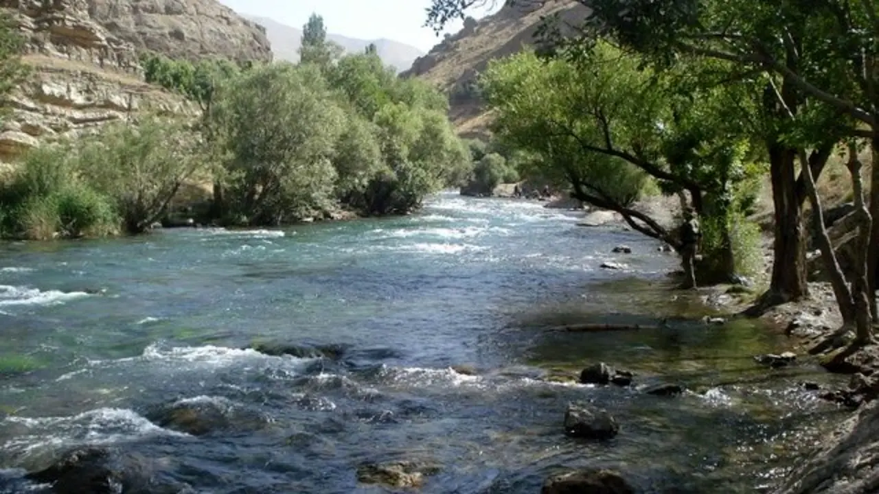 کاهش آب‌دهی رودخانه‌های لرستان به مرز هشدار رسید