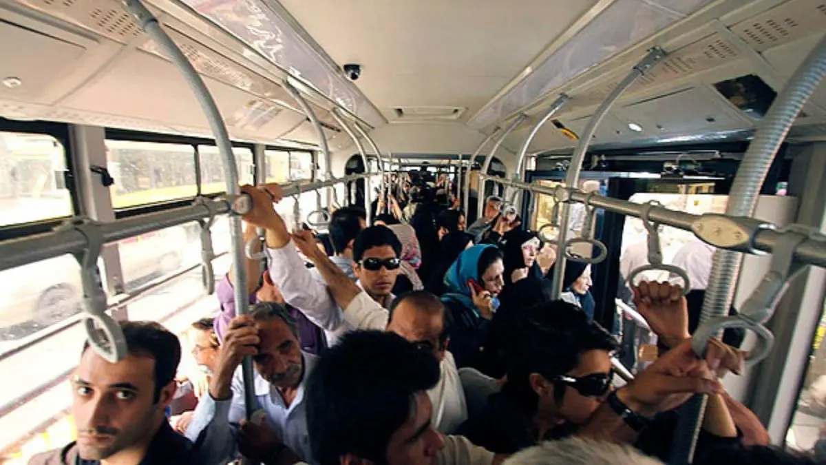 سفرهای ملالت‌آور درون شهری با حمل و نقل عمومی در یزد