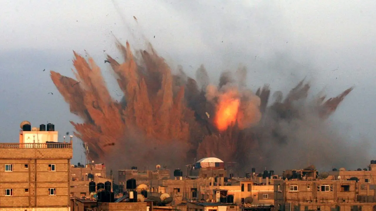 بمباران شدن غزه توسط جنگنده‌های رژیم صهیونیستی