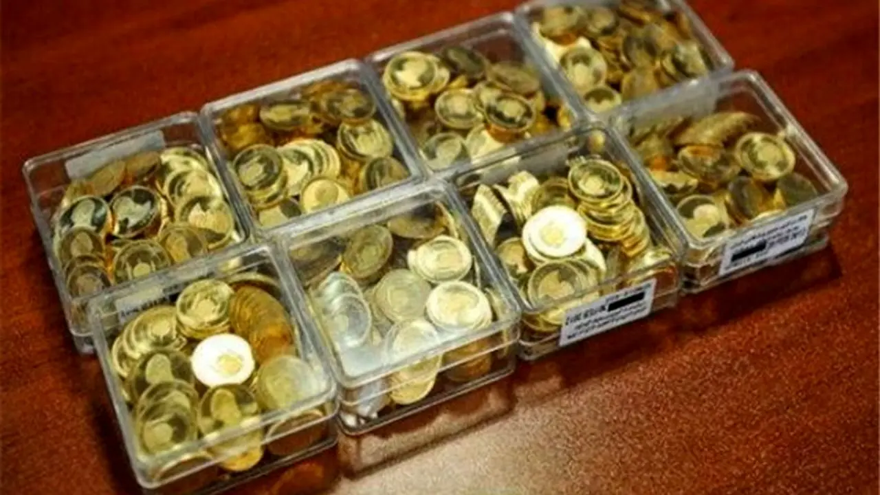 پیش فروش 70 تن سکه از سوی بانک مرکزی صنعت طلا را به تعطیلی کشاند