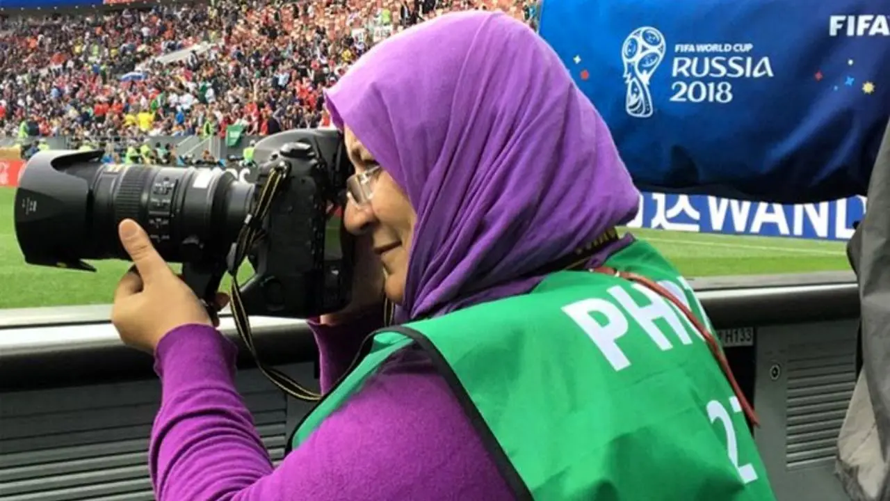 عکس| عکاس محجبه در جام جهانی 2018
