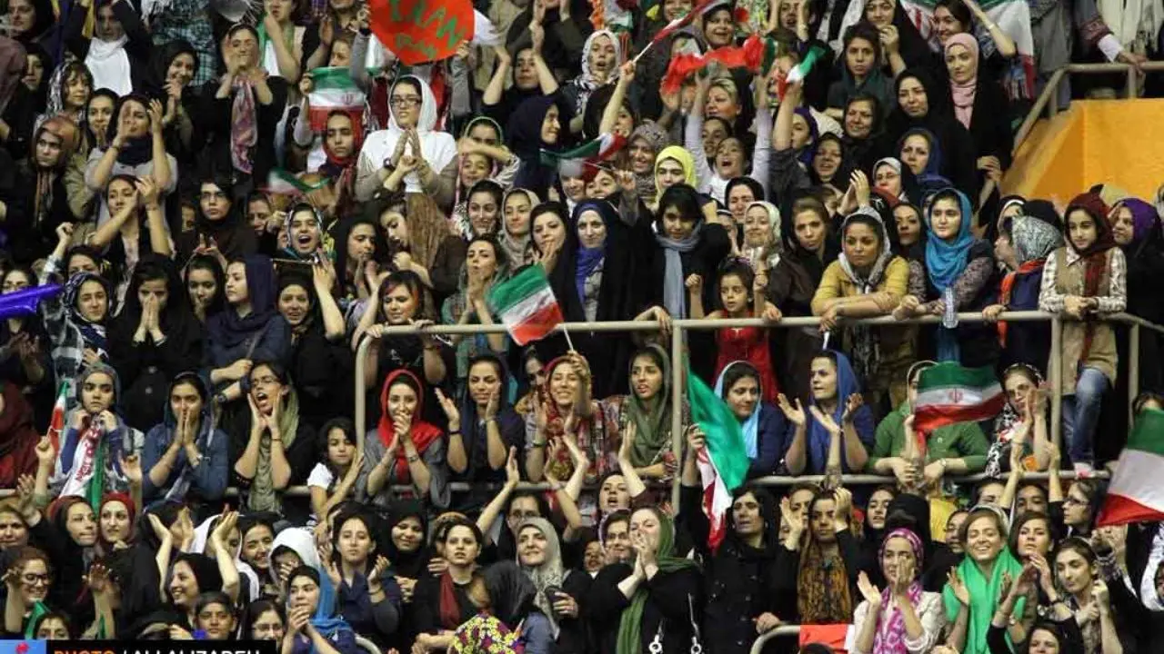 شکایت 20 خانواده شهید از استاندار تهران/ منظور کدخدایی از فراهم کردن زیرساخت‌ها برای حضور زنان در ورزشگاه‌ها چیست؟ 