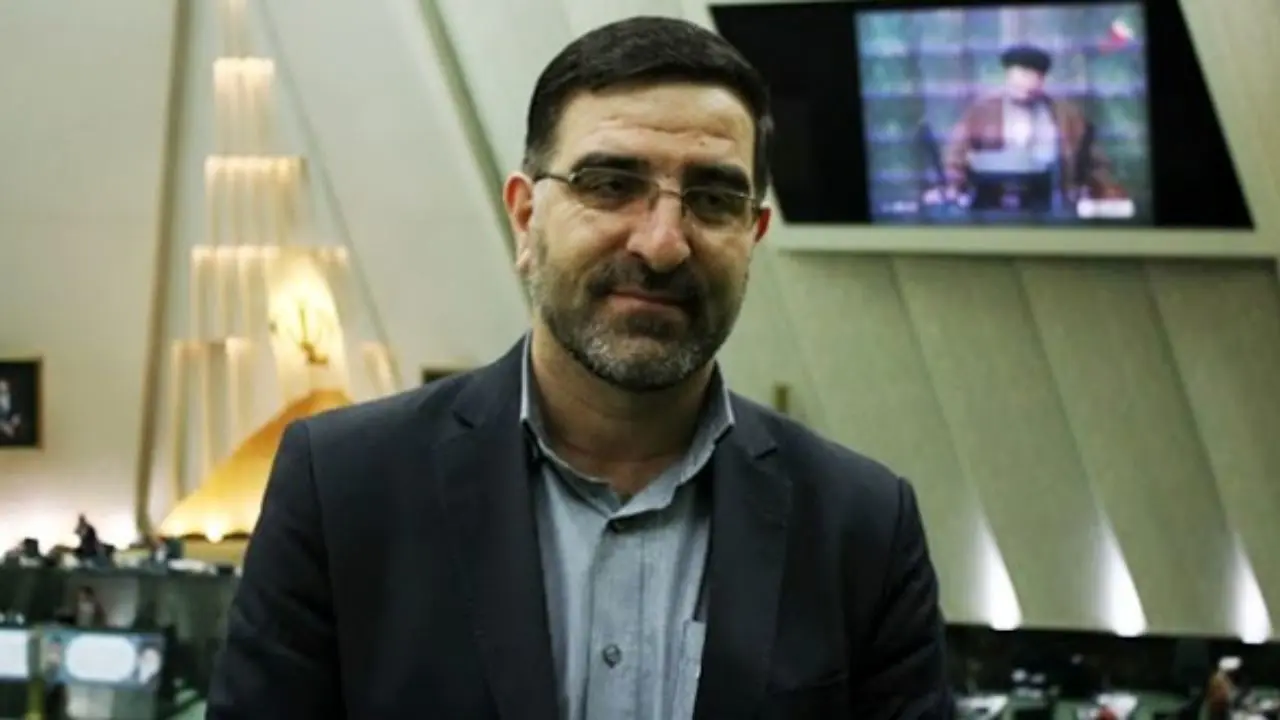 امضای طرح سئوال از رئیس جمهور کم نشود، لاریجانی اعلام وصول می‌کند