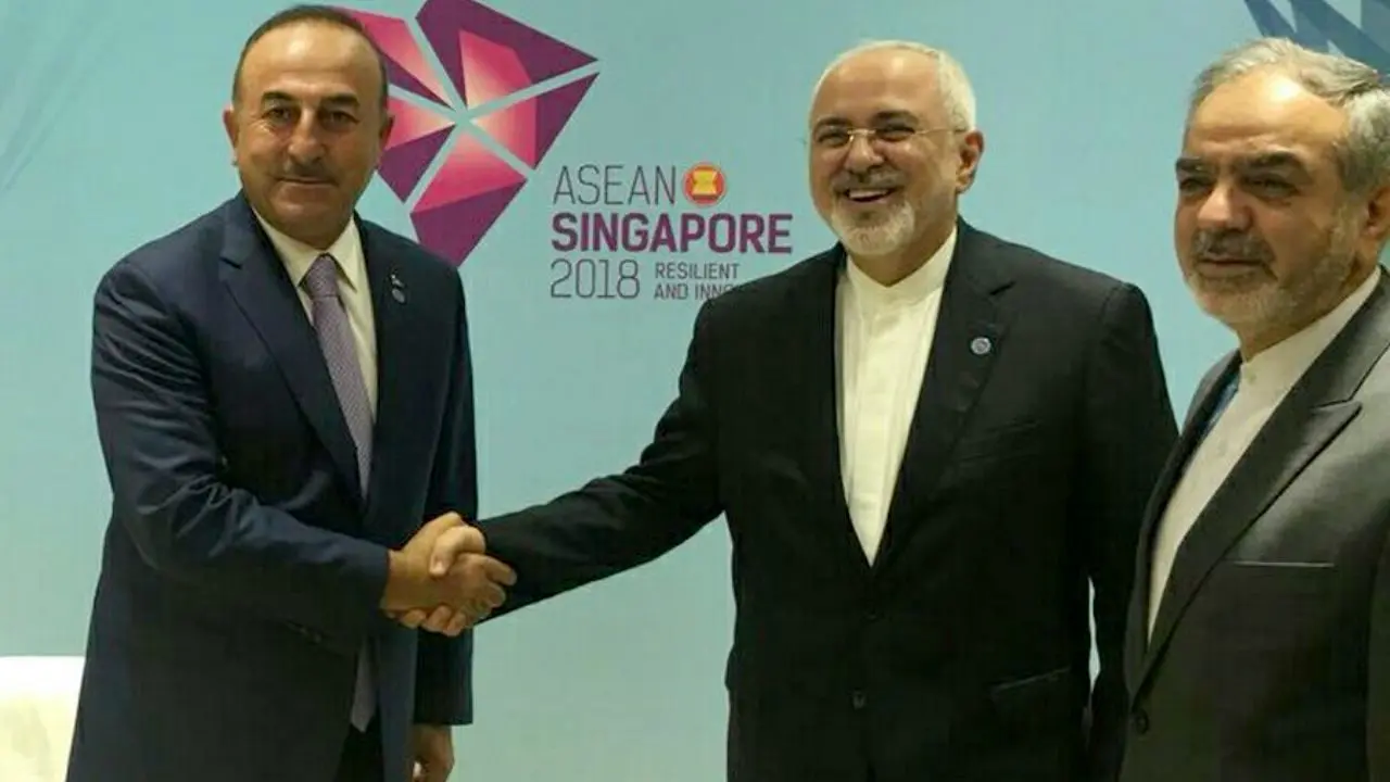 حضور ظریف در اجلاس وزیران امورخارجه آسه‌آن / روز پرکار دستگاه دیپلماسی ایران در سنگاپور