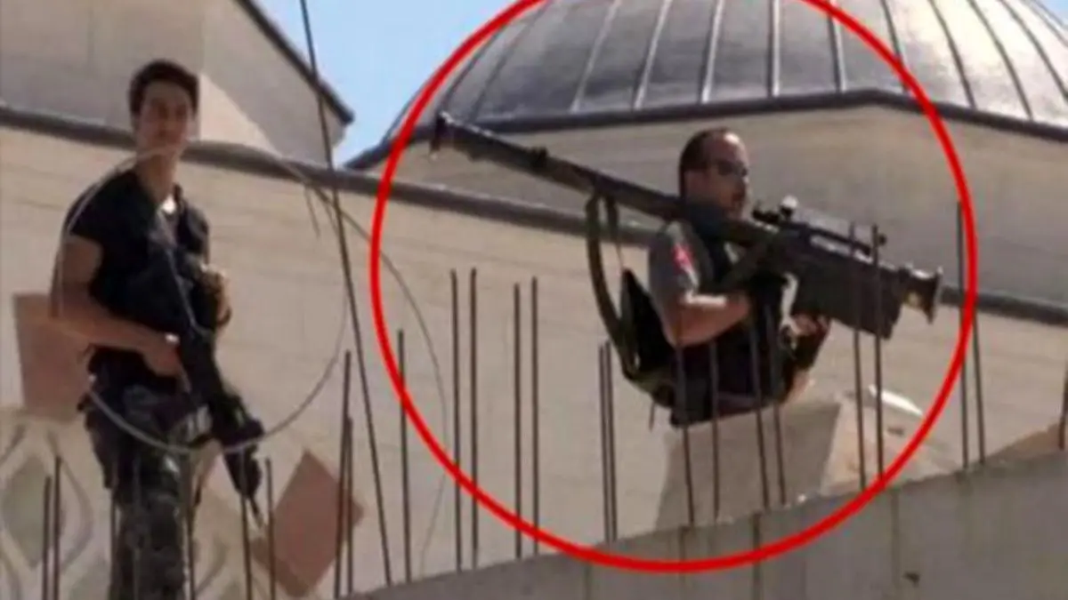 اردوغان با موشک ضد هوایی عازم مسجد شد