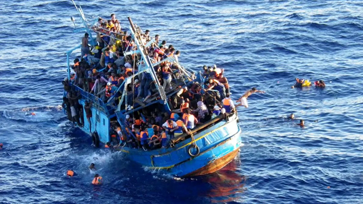 غرق شدن قایق مهاجران در آب‌های ترکیه 9 قربانی گرفت