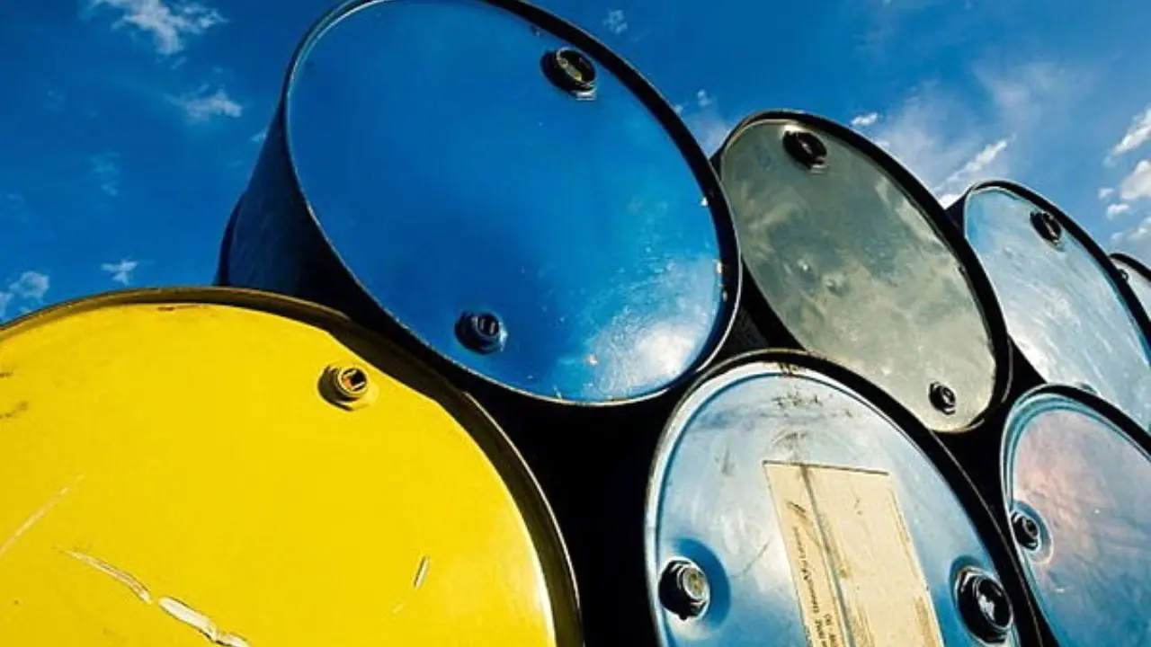 سرگردانی قیمت نفت در برابر جنگ‌طلبی تجاری آمریکا