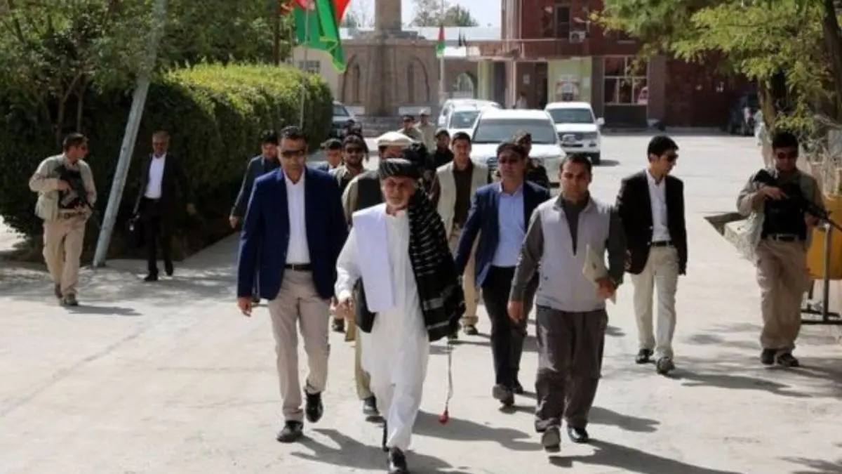 اشرف غنی در غزنی از پاکستان توضیح خواست