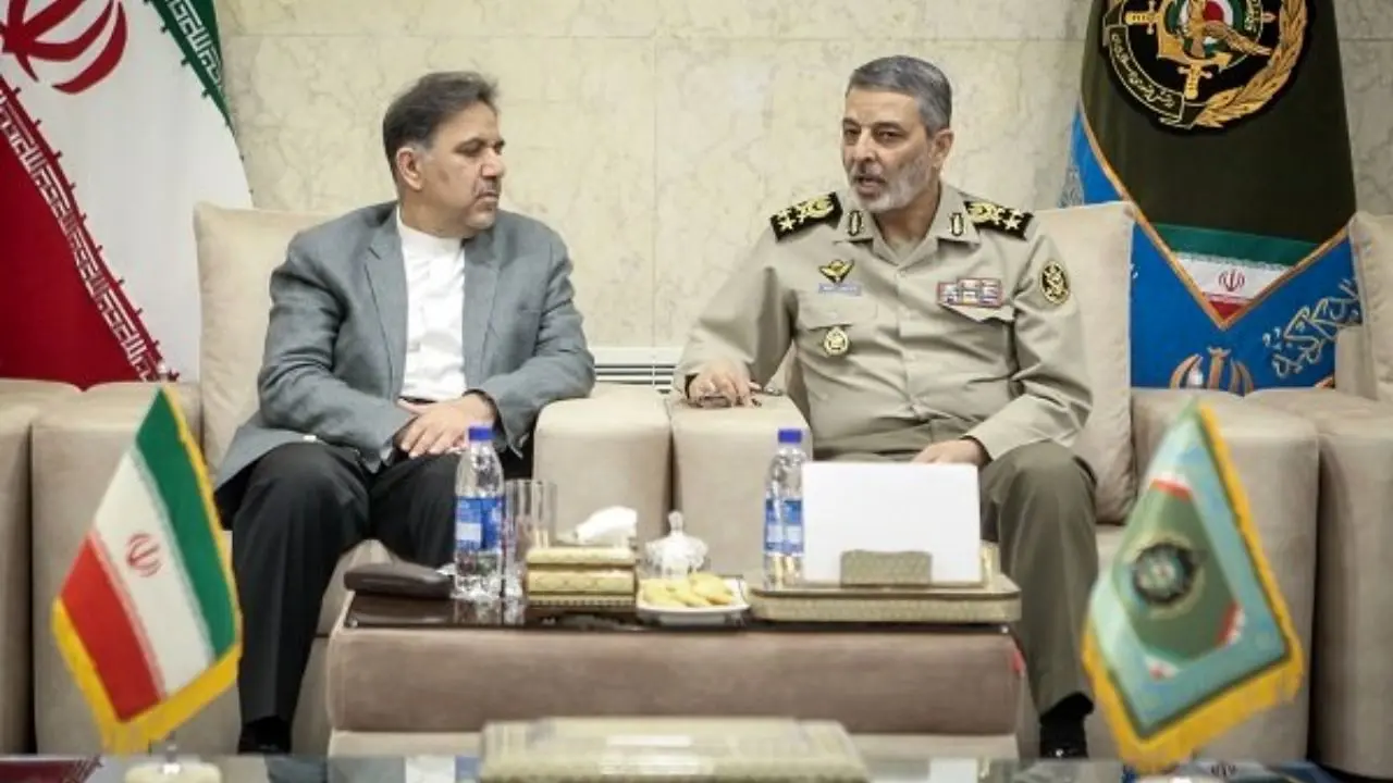 توافق عباس آخوندی با فرمانده کل ارتش درباره همکاری و هم افزایی بین دو سازمان