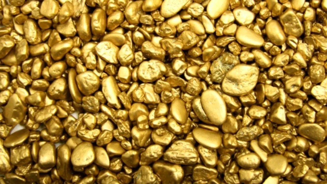 ایران به سالی 8 تن طلا می‌رسد