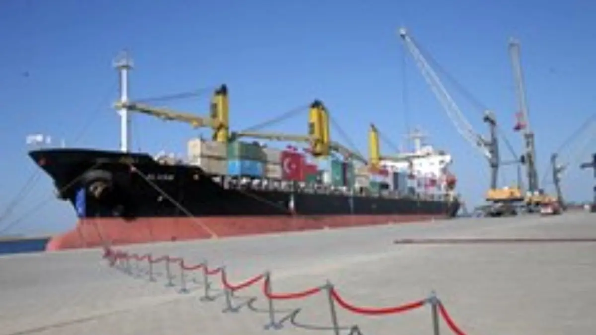 ظرفیت پهلوگیری کشتی در بندر چابهار 50 هزارتن افزایش یافت