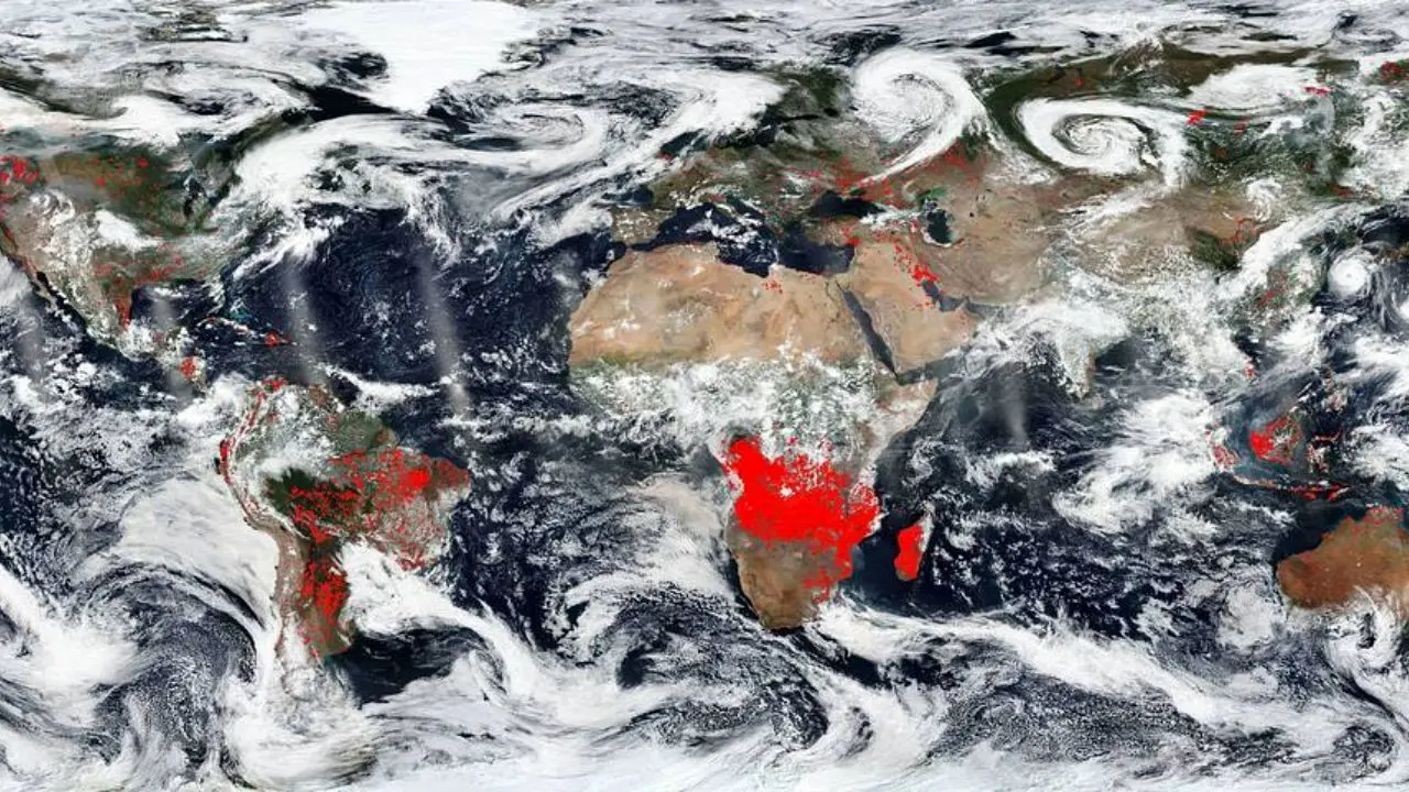 عکس روز ناسا، جهان در آتش