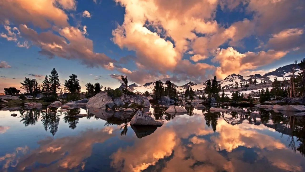 عکس روز بینگ، کوه‌های کالیفرنیا