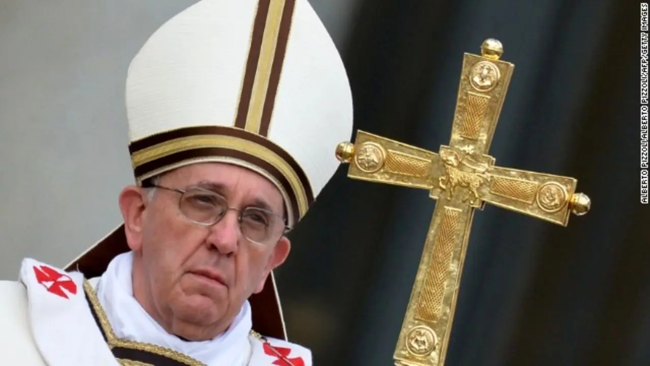 یک مقام سابق واتیکان خواهان استعفای پاپ فرانسیس شد
