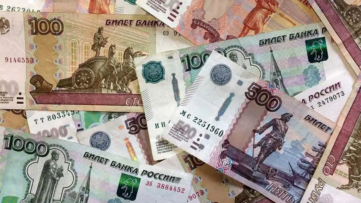 افزایش فشار بر روبل پس از تحریمهای جدید ضد روسی آمریکا