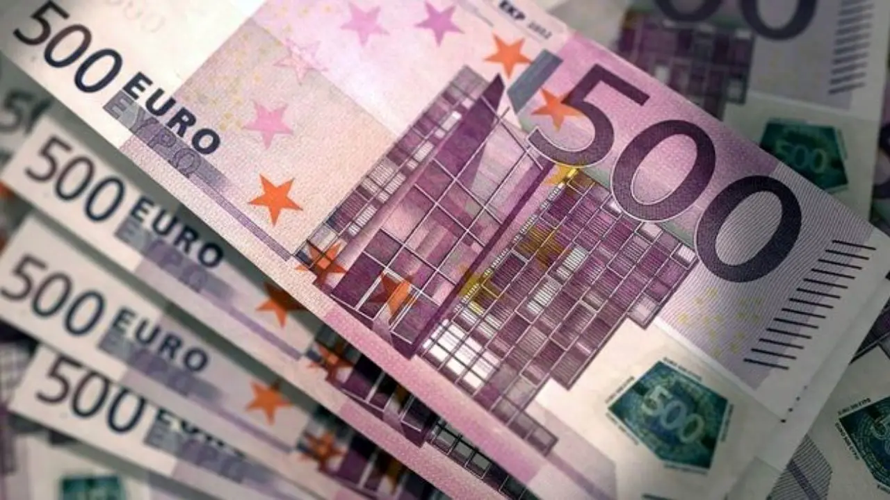 ریزش نرخ یورو به زیر 9 هزار تومان در سامانه نیما