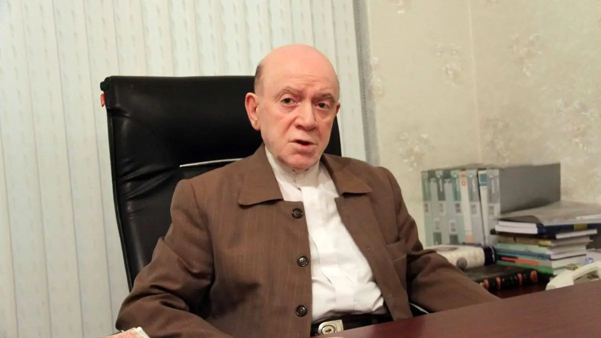 انتقاد اصلاح طلبان از روحانی حقه‌ای انتخاباتی است/اردوگاه اصلاحات دچار پارادوکسی آشکار شده است/اصلاح‌طلبان در تدبیر گعده‌های انتخاباتی هستند