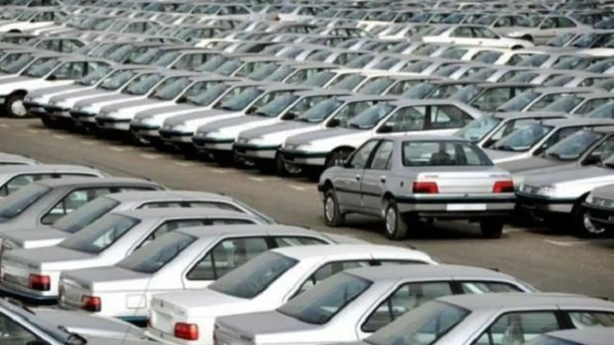 روند عرضه خودرو به بازار همچنان کاهشی است