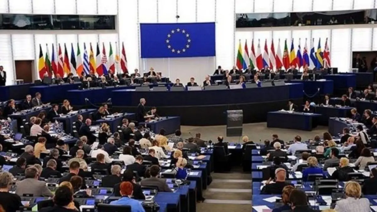 اتحادیه اروپا تحریم‌ها علیه روسیه را تا 6 ماه دیگر تمدید کرد