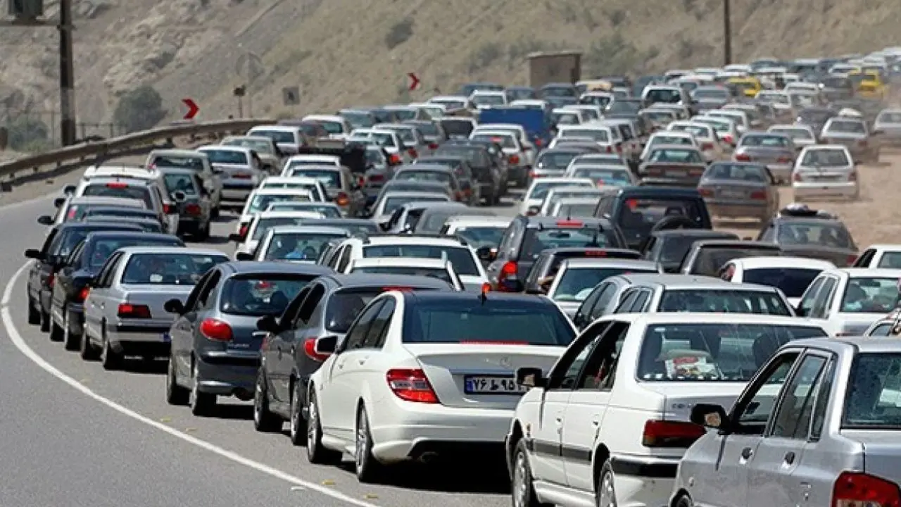 ترافیک سنگین در محور کرج - چالوس/ محور شریانی ایلام - اسلام آباد غرب مسدود است