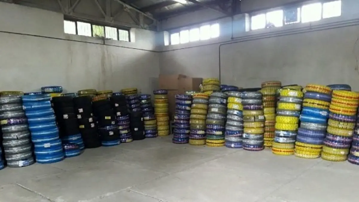 4500 حلقه لاستیک بین رانندگان استان همدان توزیع شد