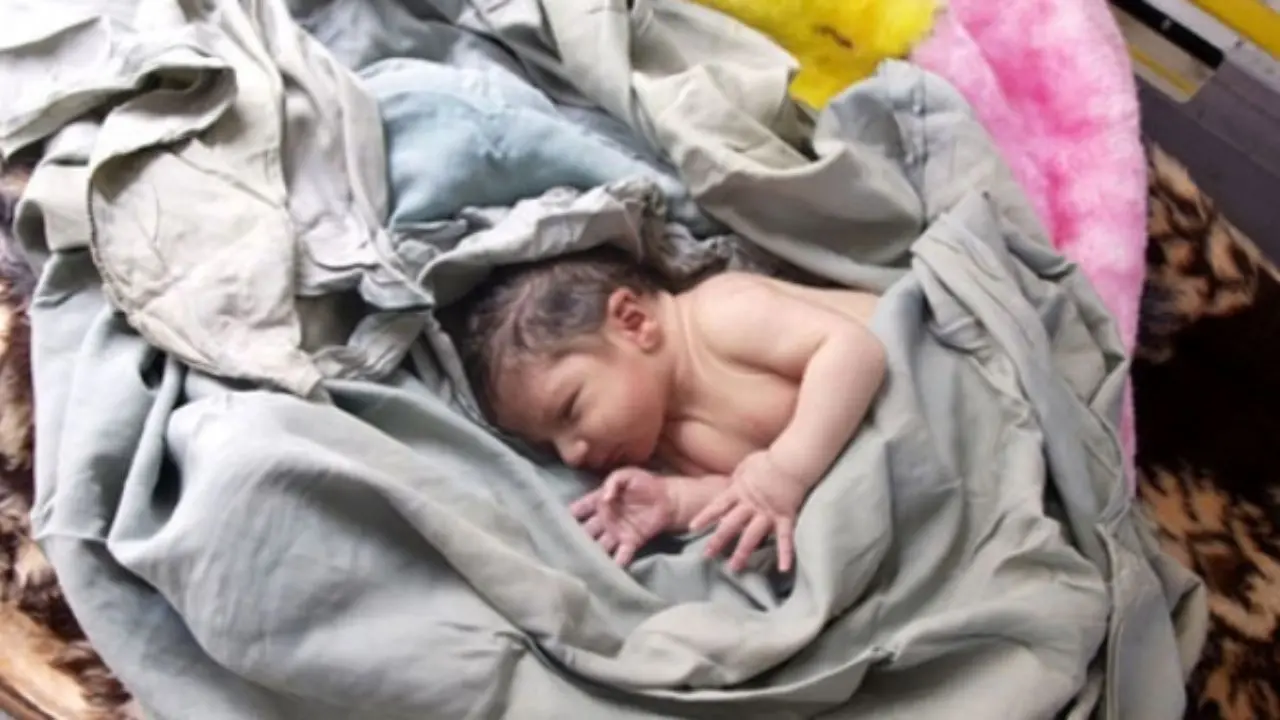 نوزاد 6 ماه در غسالخانه باغ رضوان زنده شد