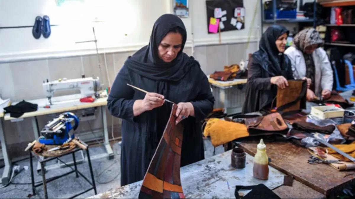 آغاز فعالیت کمیته زنان انجمن‌های صنفی کارگران استان تهران