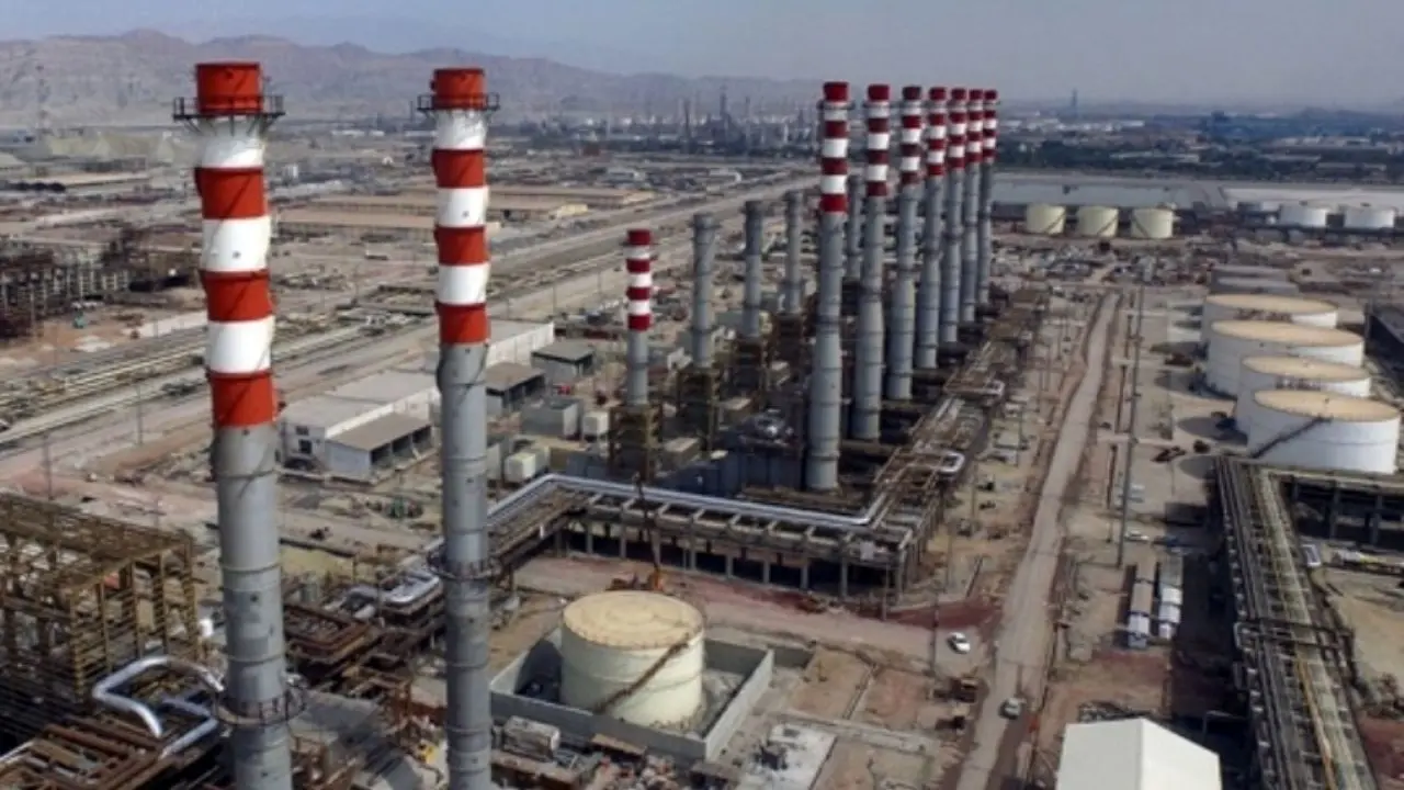 40 میلیون لیتر بنزین در پالایشگاه ستاره خلیج فارس تولید می شود